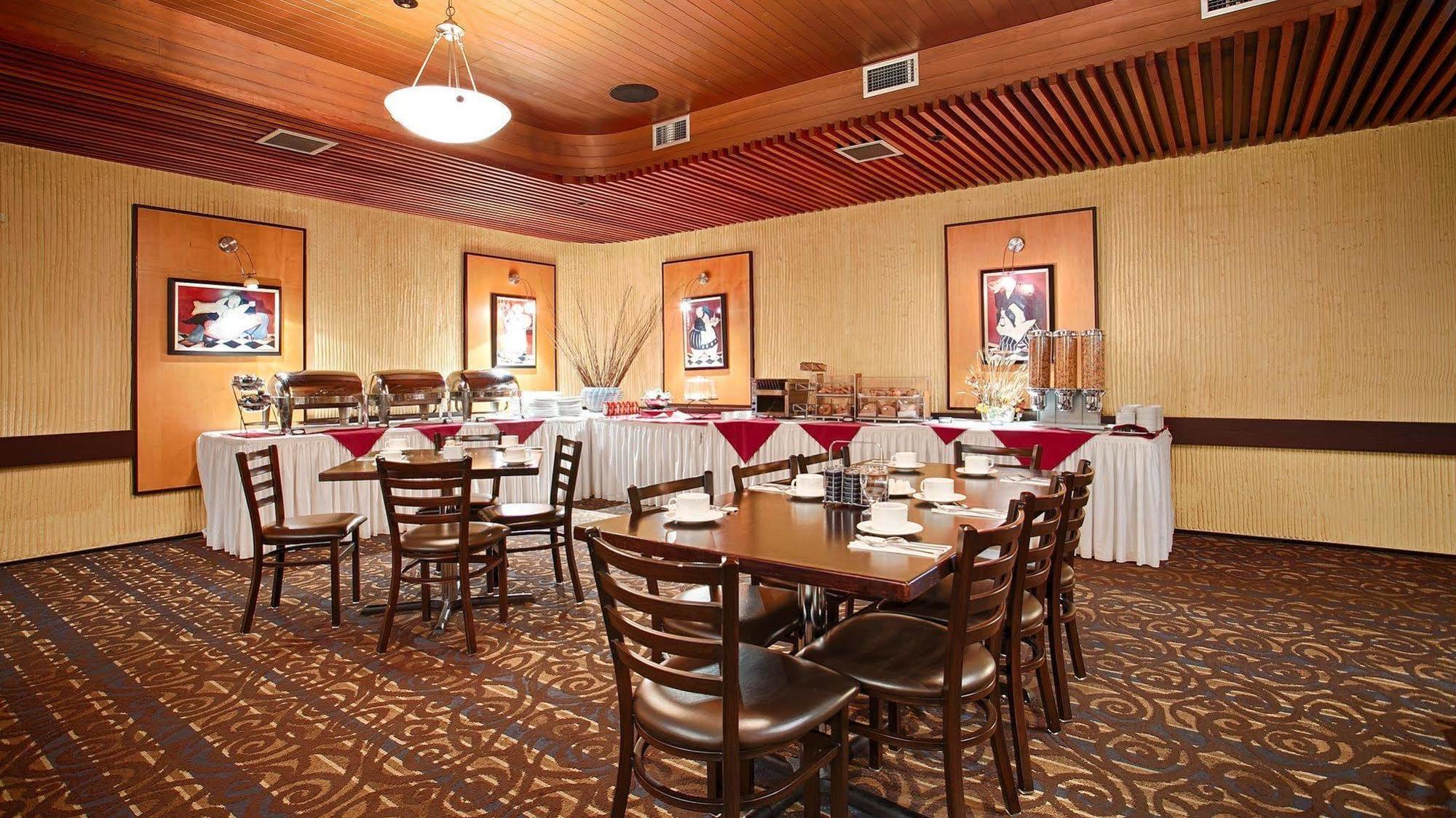 Best Western Cedar Park Inn Edmonton Exterior foto